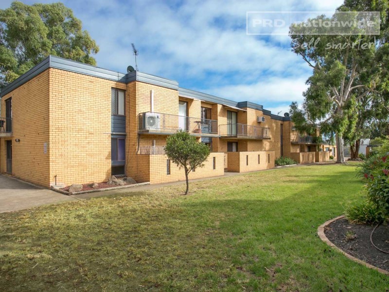1/12 Salmon Street, Wagga Wagga NSW 2650