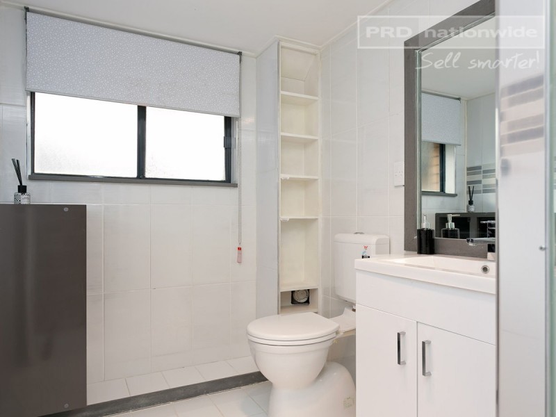 1/12 Salmon Street, Wagga Wagga NSW 2650
