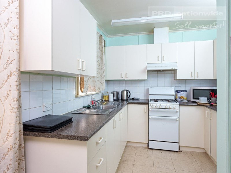 24 Sepik Road, Ashmont NSW 2650