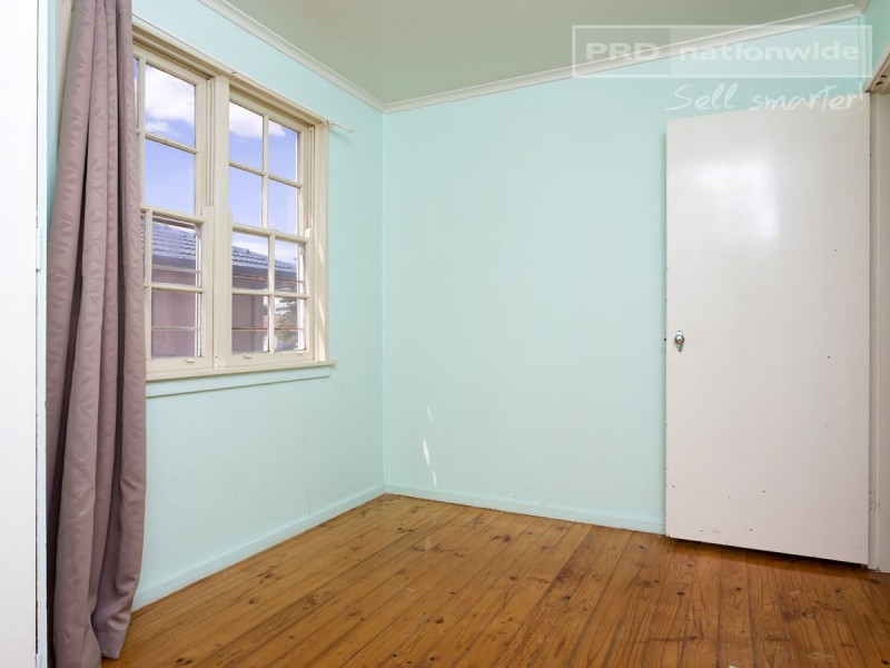 24 Sepik Road, Ashmont NSW 2650