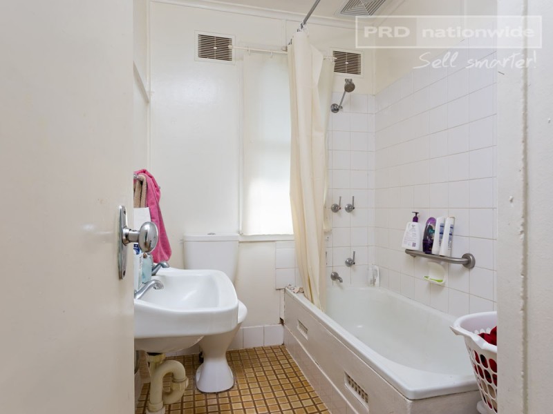 24 Sepik Road, Ashmont NSW 2650