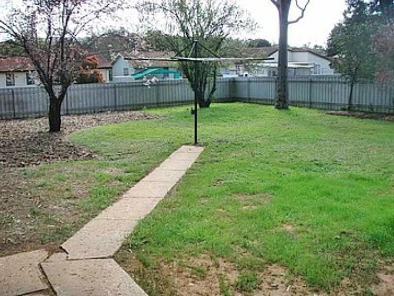 20 Callaghan Street, Ashmont NSW 2650