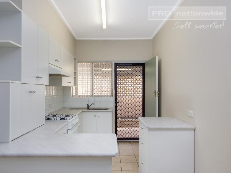 1/5 Karen Street, Tolland NSW 2650