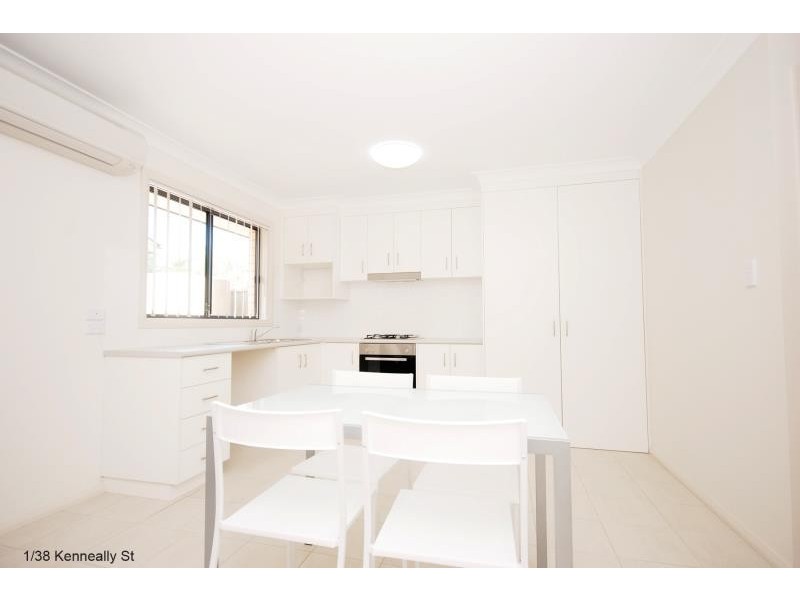 9/38 Kenneally Street, Kooringal NSW 2650