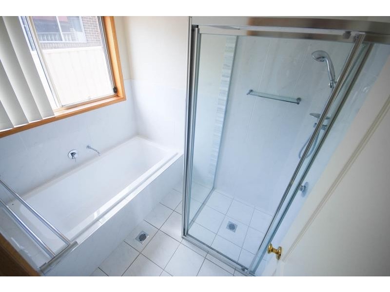 42 Rainbow Drive, Estella NSW 2650