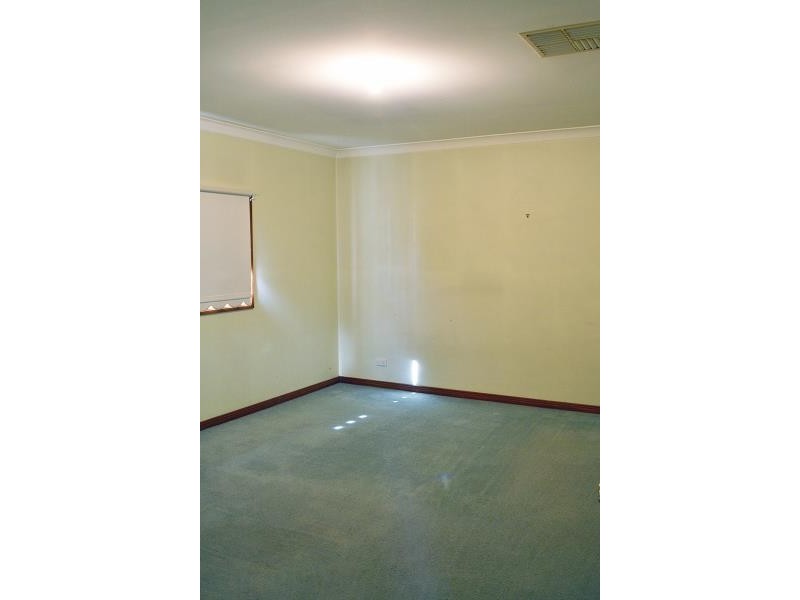 2A Sullivan Street, Wagga Wagga NSW 2650