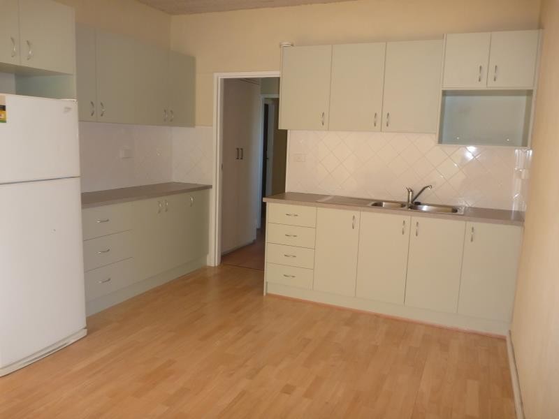 15 Wilks Avenue, Kooringal NSW 2650