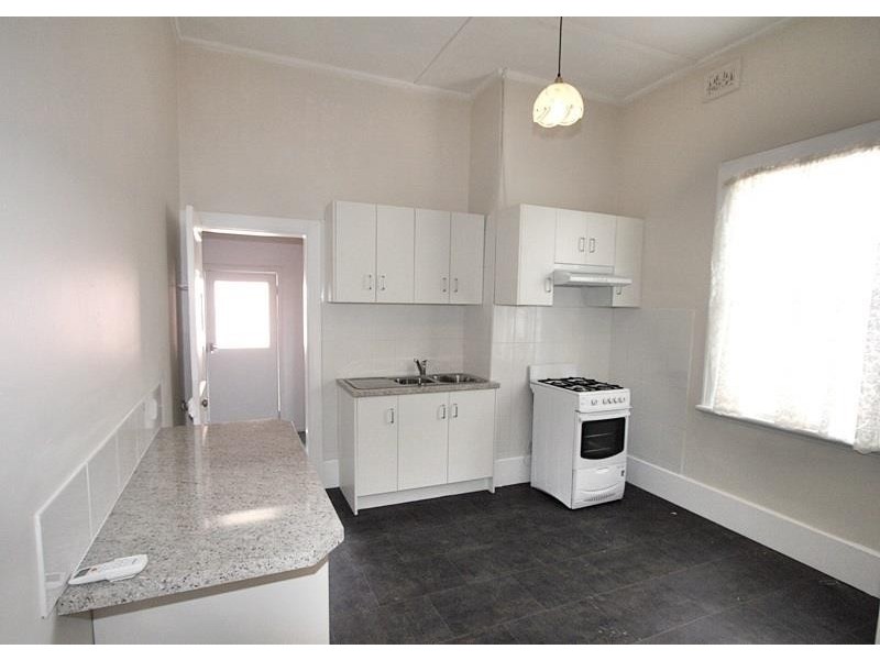 26a Tompson Street, Wagga Wagga NSW 2650