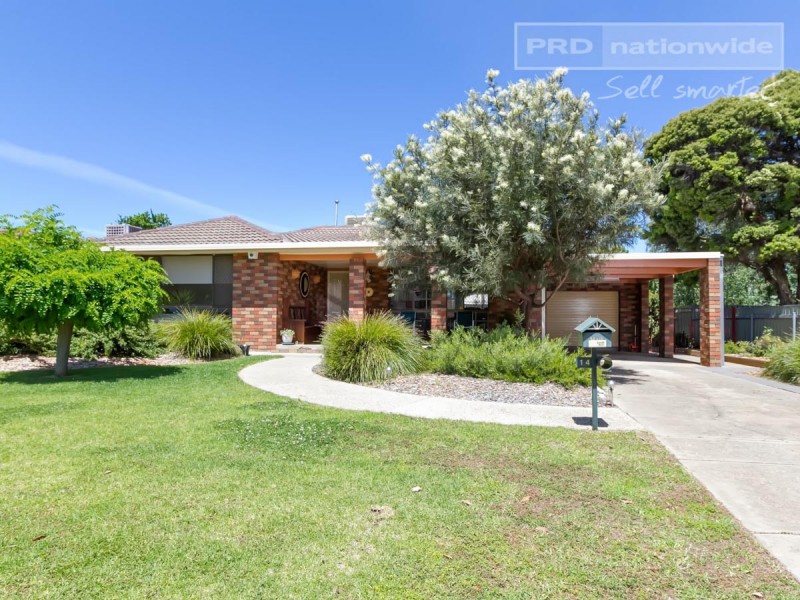 14 Vanda Street, Lake Albert NSW 2650