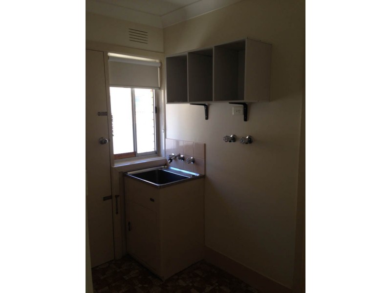 3/5 Henschke Avenue, Tolland NSW 2650