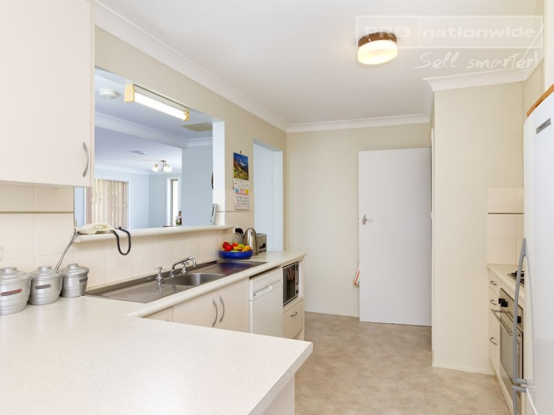 9 Holloway Street, Tolland NSW 2650