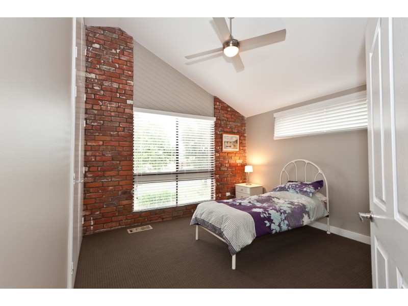 1A Henwood Avenue, Kooringal NSW 2650