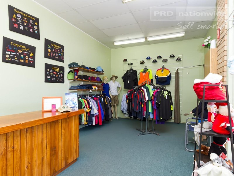 40 Tompson Street, Wagga Wagga NSW 2650