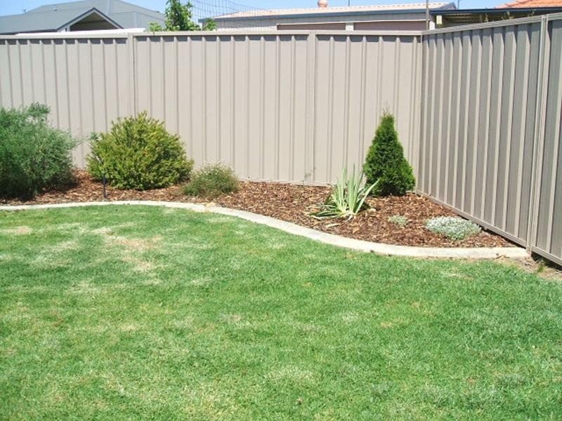 35 Kimba Drive, Glenfield Park NSW 2650