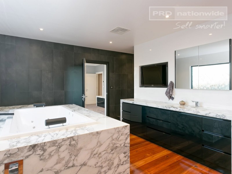 38 Peppermint Drive, Springvale NSW 2650