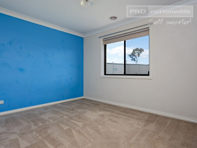 60 Grinton Avenue, Ashmont NSW 2650