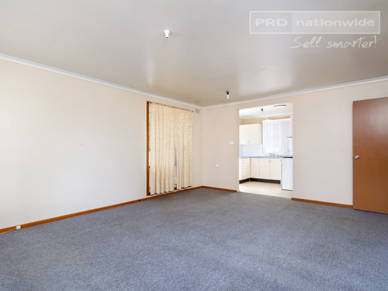 161 Raye Street, Tolland NSW 2650