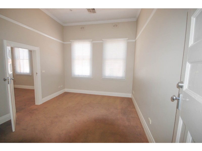 2/30 Fitzmaurice Street, Wagga Wagga NSW 2650