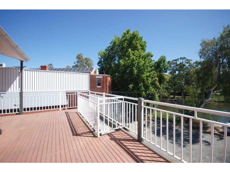 2/30 Fitzmaurice Street, Wagga Wagga NSW 2650