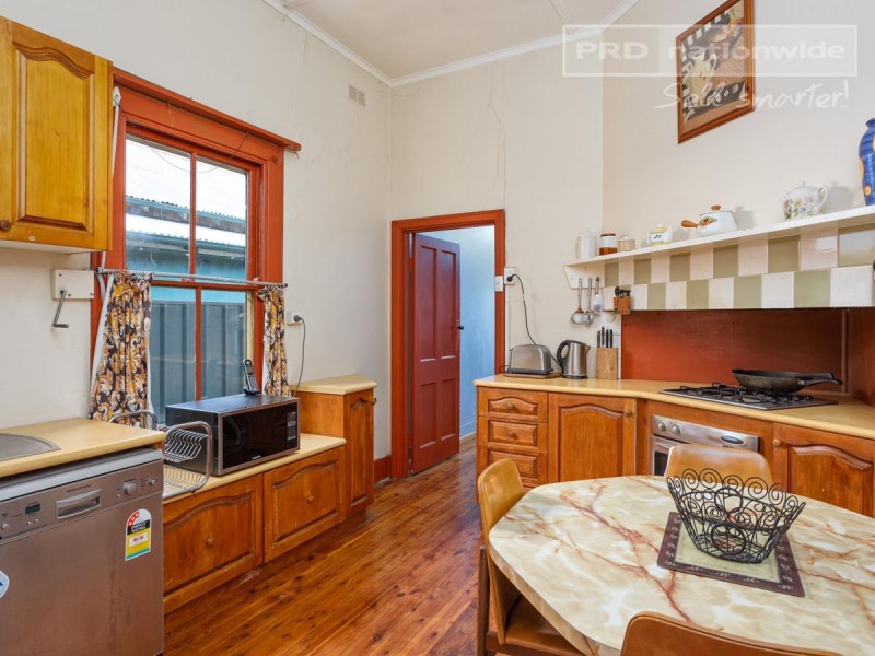 188 Gurwood Street, Wagga Wagga NSW 2650