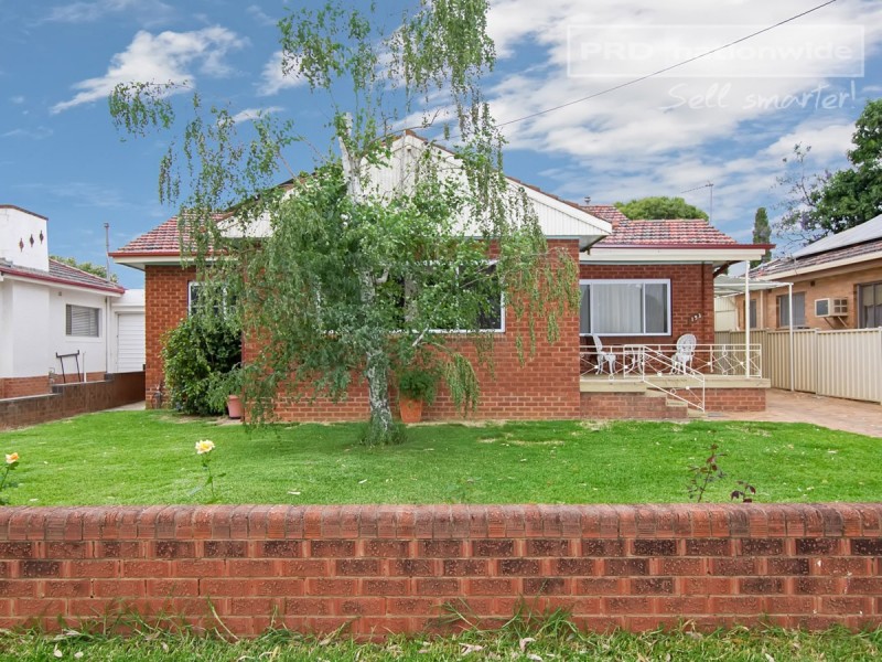 153 Bourke Street, Mount Austin NSW 2650