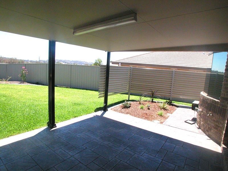 3 Yoogali Street, Glenfield Park NSW 2650