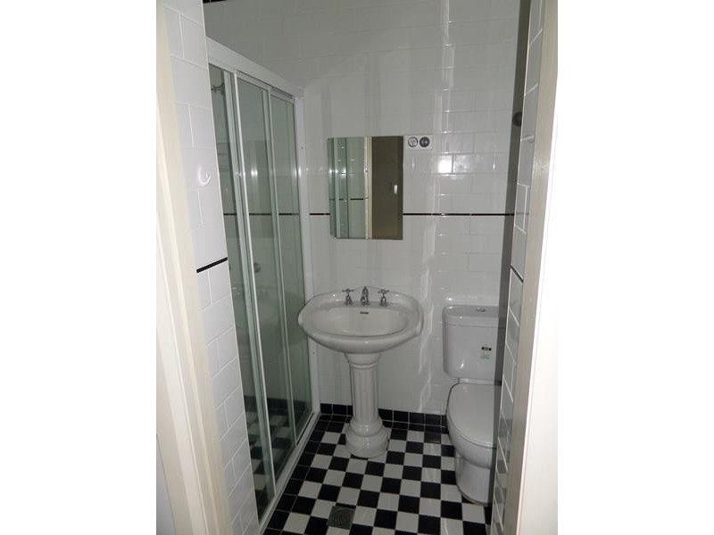 60 Gurwood Street, Wagga Wagga NSW 2650