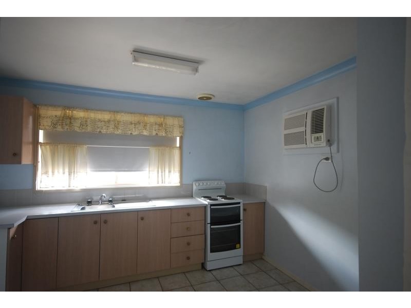 1/36 Kenneally Street, Kooringal NSW 2650