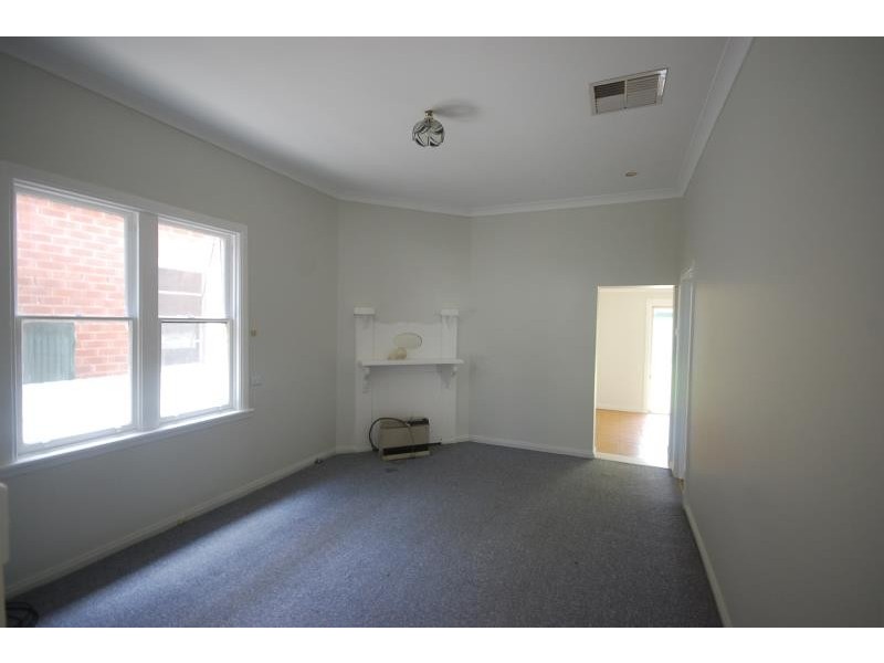 63 Fox Street, Wagga Wagga NSW 2650