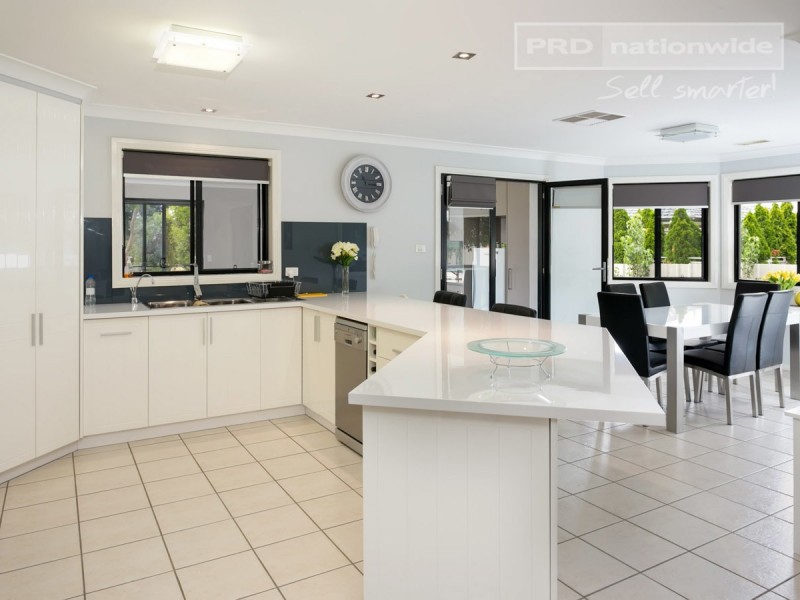 17 Fitzroy Street, Tatton NSW 2650