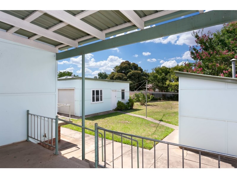 25 Darlow Street, Wagga Wagga NSW 2650