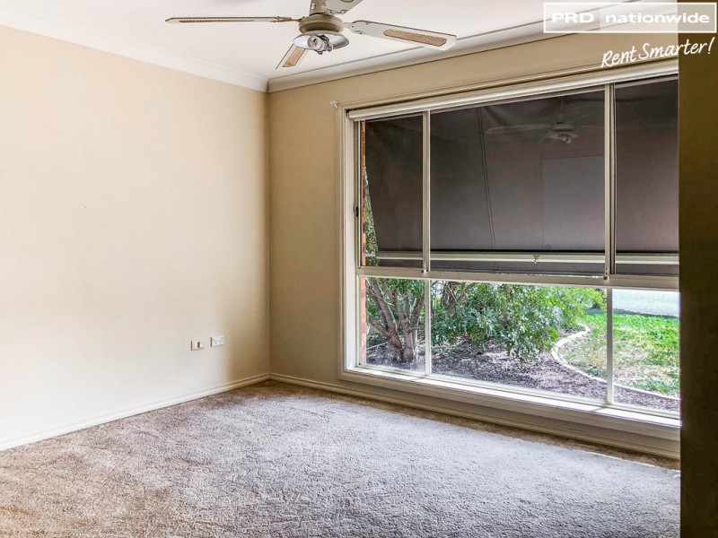 107 Undurra Drive, Glenfield Park NSW 2650