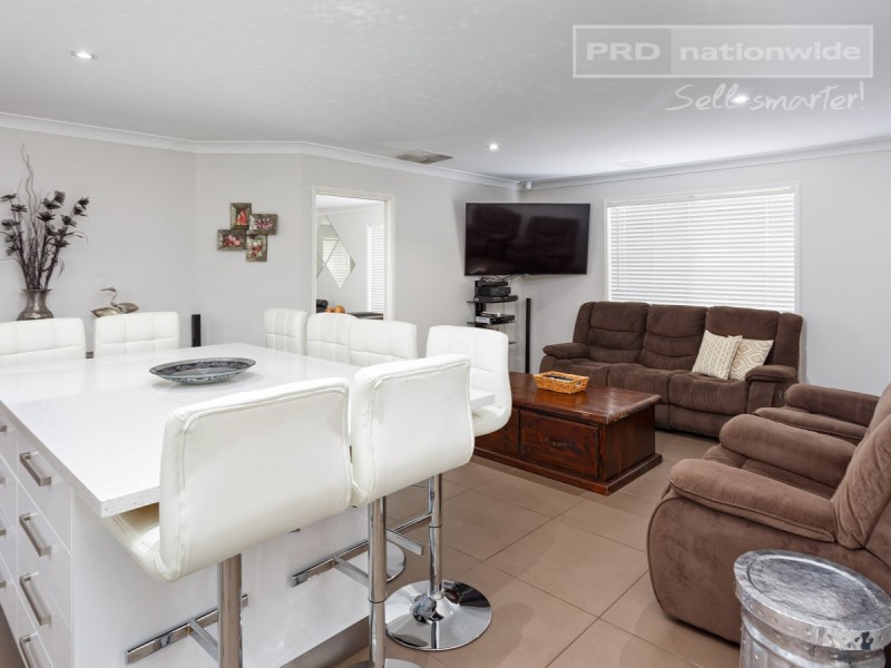 80 Veale Street, Ashmont NSW 2650