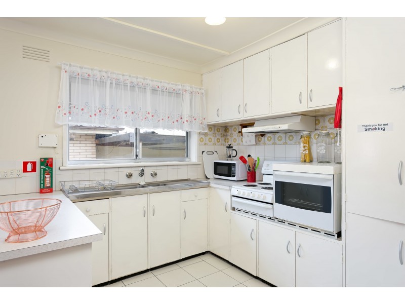 39 Leavenworth Drive, Mount Austin NSW 2650