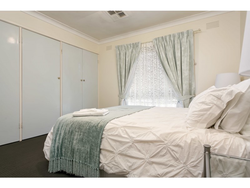39 Leavenworth Drive, Mount Austin NSW 2650