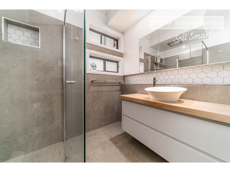 20 Rhoda Avenue, Wagga Wagga NSW 2650