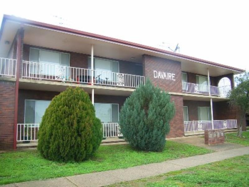 4/102 Crampton Street, Wagga Wagga NSW 2650