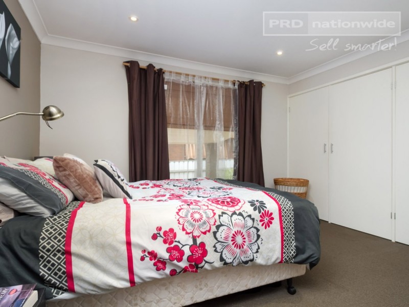 15 Osborne Avenue, Kooringal NSW 2650