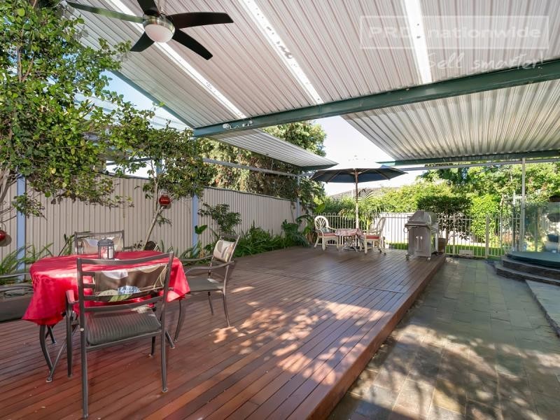 9 Dalkeith Avenue, Lake Albert NSW 2650