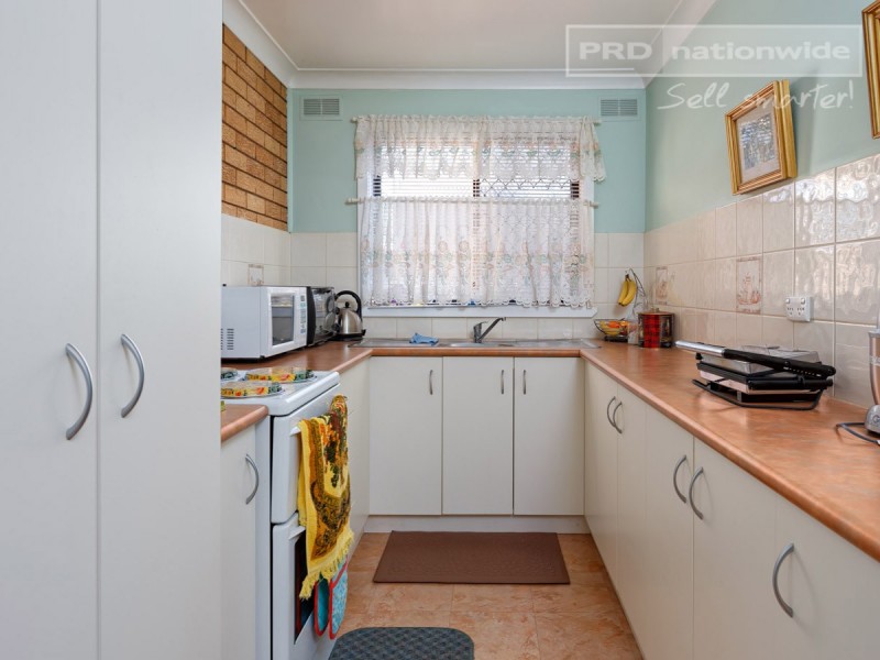 3/46-48 Walana Crescent, Kooringal NSW 2650