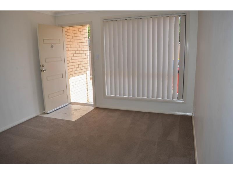 3/38 Kenneally Street, Kooringal NSW 2650