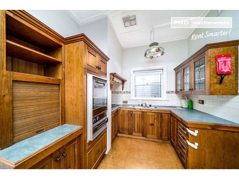 31 Norman Street, Wagga Wagga NSW 2650