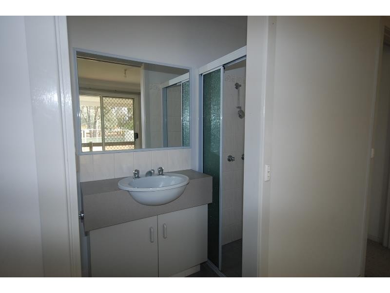 9 Canola Place, Estella NSW 2650
