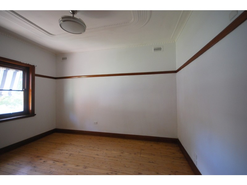 6 Rhoda Avenue, Wagga Wagga NSW 2650