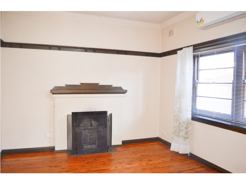 14 Darlow Street, Wagga Wagga NSW 2650