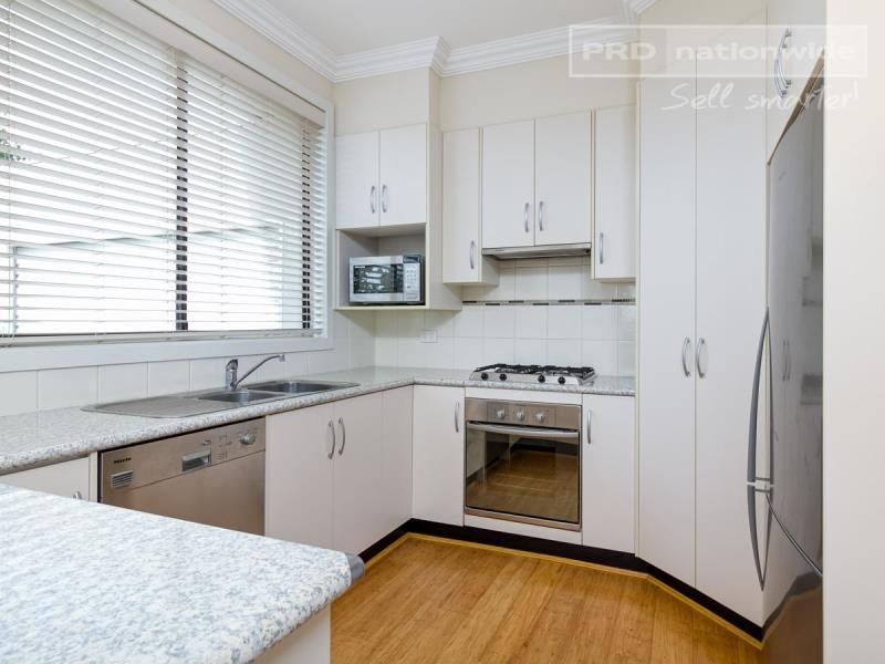 21 Croaker Street, Turvey Park NSW 2650