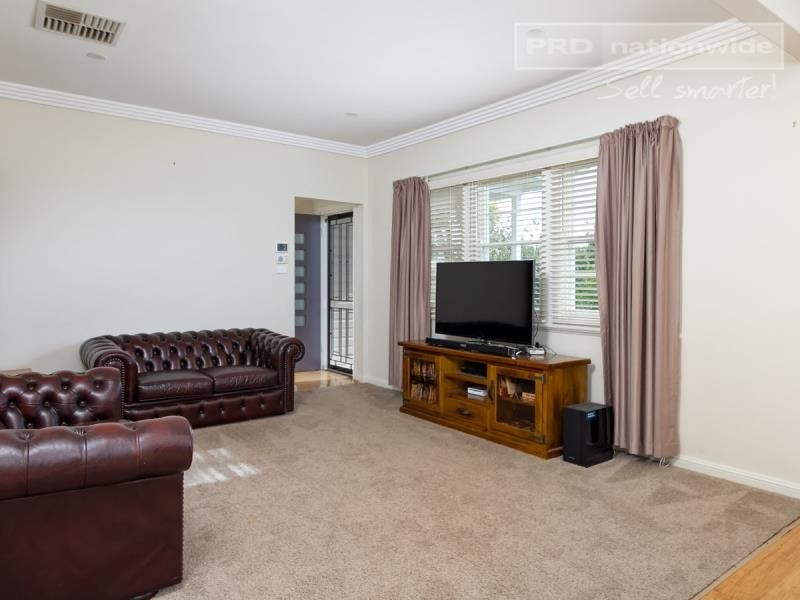 21 Croaker Street, Turvey Park NSW 2650
