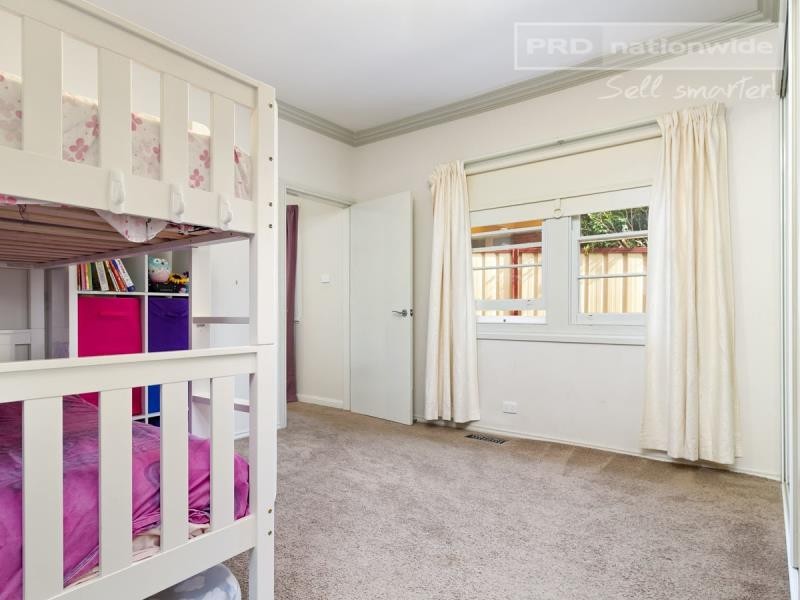 21 Croaker Street, Turvey Park NSW 2650