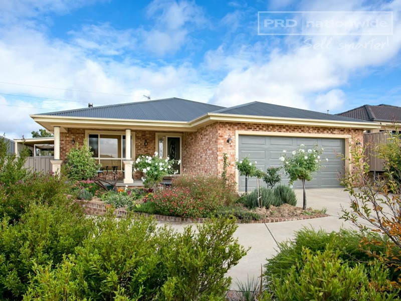 65 Barrima Drive, Glenfield Park NSW 2650