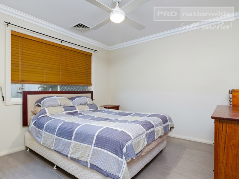 65 Barrima Drive, Glenfield Park NSW 2650